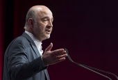 Μοσκοβισί: Υπέρ των κυρώσεων σε χώρες της ΕΕ που αρνούνται μετανάστες