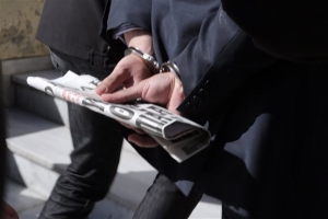 Η «δοκιμή ισχύος» στον «Αρχιμανδρίτη» , ο «ελβετικός σουγιάς» και τα ταξίδια στην Αράχωβα