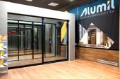 ALUMIL Showrooms: Τα κορυφαία συστήματα αλουμινίου σε προηγμένους εκθεσιακούς χώρους
