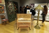 Εναντι  3 εκατ. δολαρίων πωλήθηκε το πιάνο από την «Καζαμπλάνκα»