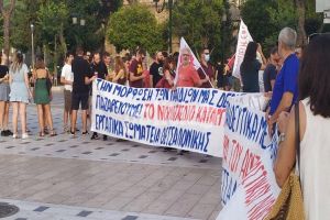 Θεσσαλονίκη: Κινητοποίηση εκπαιδευτικών ενάντια στο νομοσχέδιο Κεραμέως (pics&amp;vid)