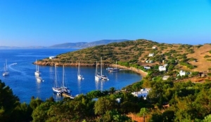 Προσφορά ιατρικού εξοπλισμού στο νησί Μαράθι