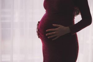 Θεσσαλονίκη: Ερωτήματα για την εξαφάνιση εγκύου στην Καλαμαριά – «Δεν ενημέρωσε κανέναν» λέει ο σύντροφός της