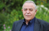 Συμπαράσταση της Νομικής σχολής στον καθηγητή Τσακυράκη