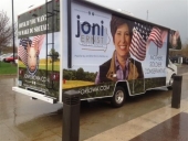 Εξελέγη η πρώην αντισυνταγματάρχης που ευνούχιζε γουρούνια στις ΗΠΑ