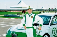 Τώρα και ποιητής ο δικτάτορας του Τουρκμενιστάν