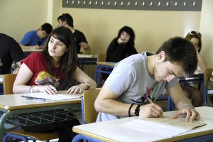 Πανελλήνιες εξετάσεις 2017. Οδηγίες προς υποψήφιες- υποψήφιους και γονείς