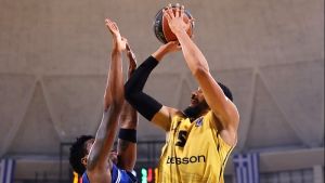 Ο Άρης φτάνει σε δραματική νίκη επί του Ηρακλή