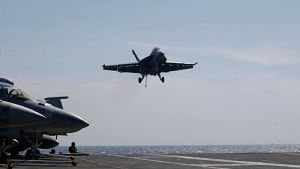 Δεύτερη απώλεια μαχητικού των ΗΠΑ στην Ερυθρά Θάλασσα – Το πλήρωμα διασώθηκε