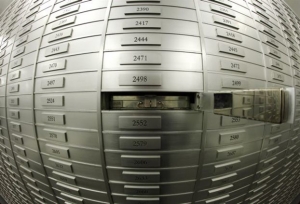 Σε δύο εισαγγελείς ανατέθηκε η έρευνα για τη λίστα Μπόργιανς