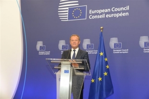 Τουσκ: Απρόβλεπτες οι πολιτικές συνέπειες του Brexit
