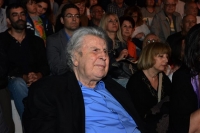 Μίκης Θεοδωράκης: Εγκλημα κατά της ανθρωπότητας η πώληση όπλων στη Σ. Αραβία