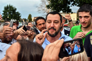 Σαλβίνι: Θέλω χειροπιαστές δεσμεύσεις από την ΕΕ για το μεταναστευτικό