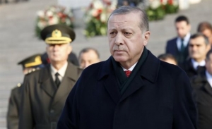 Ερντογάν: Ας αποσυρθούν όσοι δεν βλέπουν στρατιωτική λύση στη Συρία