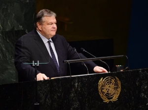 Βενιζέλος: Δεχόμαστε μεγάλες πιέσεις λόγω του κύματος προσφύγων