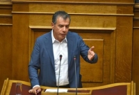 Θεοδωράκης: Οι λαϊκιστές χρειάζονται κανάλια, χρήματα, διαπλοκή