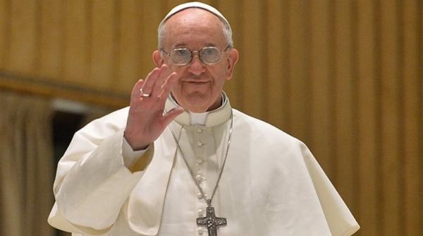Ιταλία: Ο πάπας Φραγκίσκος ενδέχεται να παραμείνει στο νοσοκομείο έως και την Παρασκευή
