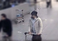 Βέλγιο: Βίντεο του «άνδρα με το καπέλο» έδωσαν στη δημοσιότητα οι αρχές