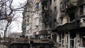 Εκρήξεις στο Κίεβο: Τελεσίγραφο της Μόσχας στους στρατιώτες που υπερασπίζονται τη Μαριούπολη