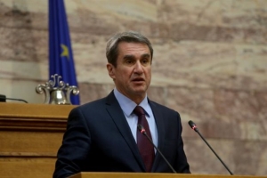 Λοβέρδος: Πιθανή έμμεση έκδοση των οκτώ τούρκων στρατιωτικών