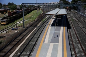 Καθυστερήσεις στα δρομολόγια προαστιακού και ΟΣΕ