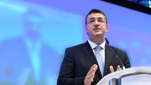 Αύξηση τουριστικών αφίξεων στην Ευρώπη, παρά τις κρίσεις, σύμφωνα με τον Α. Τζιτζικώστα