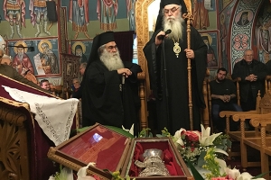 Η οσία Σοφία της Κλεισούρας επιδοτεί την άγια χαρμοσύνη στην απέραντη συνανθρώπινη θλίψη