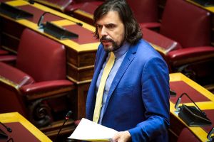 Πέτρος Παππάς: Αιφνιδιαστική η λύση σύμβασης μέσω e-mail για 400 εργαζόμενους του ΕΟΔΥ