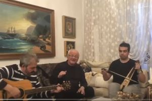 Ποντιακό τραγούδι για τον Κορωναϊό, «Έναν πουλόπον λαλεί», από τον Κώστα Καραπαναγιωτίδη (βίντεο)
