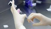 Μακρόν, Μέρκελ και φον ντερ Λάιεν δεσμεύονται να συνεχιστεί ο ευρωπαϊκός συντονισμός στα εμβόλια