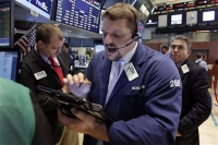 Ελλάδα και Κίνα αναστέλλουν την αύξηση επιτοκίων από τη Fed