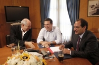 Εκπτώσεις στα διόδια ανακοίνωσε η κυβέρνηση