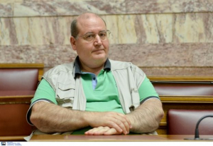 <div>Φίλης: "Οχι" στον επανυπολογισμό των συντάξεων, θα φέρει μειώσεις</div>
