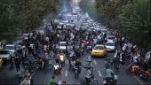 Σουρινάμ: Εισβολή διαδηλωτών στην Εθνοσυνέλευση
