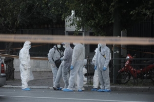 Η Οργάνωση Επαναστατική Αυτοάμυνα «ανέλαβε» δύο επιθέσεις σε πρεσβείες