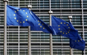 Κομισιόν: «Έχουμε μόνο ένα σχέδιο, την επίτευξη συμφωνίας»