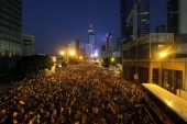 Χονγκ Κονγκ: Χιλιάδες διαδηλωτές στους δρόμους για δεύτερη ημέρα