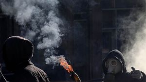 Θεσσαλονίκη: Επίθεση με μολότοφ στην πύλη εμπορίου της ΔΕΘ