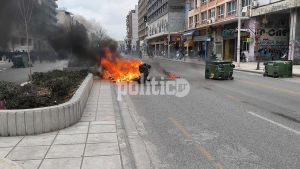 Θεσσαλονίκη: Ένταση και επεισόδια έξω από τον ΟΣΕ (ΒΙΝΤΕΟ &amp; ΦΩΤΟ)