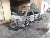 Θεσσαλονίκη – Εύοσμος: Στις φλόγες αυτοκίνητο μετά από έκρηξη