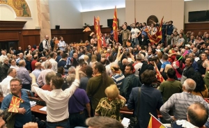 Αμερικανική παρέμβαση στην πΓΔΜ με αναγνώριση της παρούσας Βουλής
