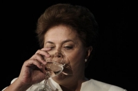 Ύστατη προσπάθεια της Ρούσεφ κατά της αποπομπής, ψηφίζει η Γερουσία