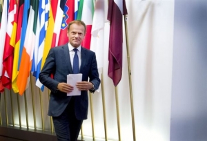 Ο Ντόναλντ Τουσκ θεωρεί «αναξιόπιστες» τις κατηγορίες της Ρωσίας