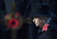 <div>Κάτι τρέχει (;) με την βασίλισσα Ελισάβετ Β'</div>