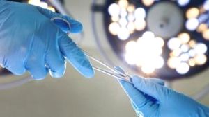 Μεταφορά ζευγαριού από την Πέλλα σε μεταμοσχευτικά κέντρα της Ιταλίας