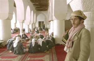 Διπλή επίθεση αυτοκτονίας στην Υεμένη με στόχο τζαμιά των Χούτι