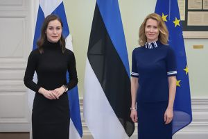 Με εκείνη και για εκείνη!