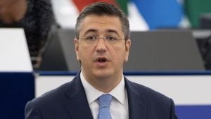 Δηλώσεις Τζιτζικώστα απο Σεβίλλη: “Η ανάκαμψη είναι η κορυφαία μας προτεραιότητα “