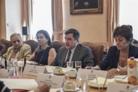 Καμίνης: Ζητά συνδρομή της Πολιτείας για άστεγους και εξαρτημένα άτομα
