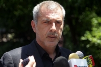 Βανδαλισμοί από αγνώστους σε πλατείες του Πειραιά